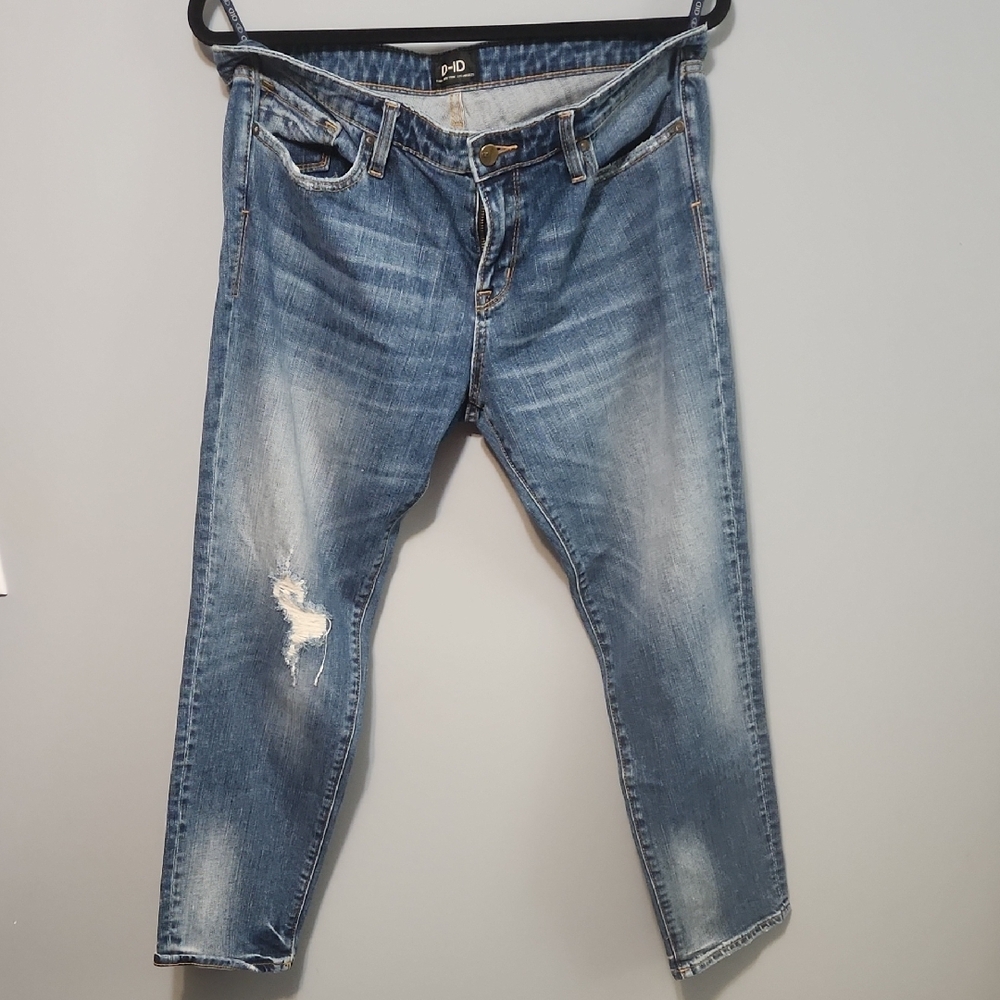 Womens blue jeans